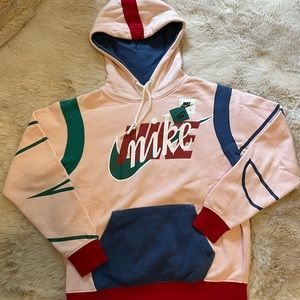 Nike Women’s AF1 Hoodie